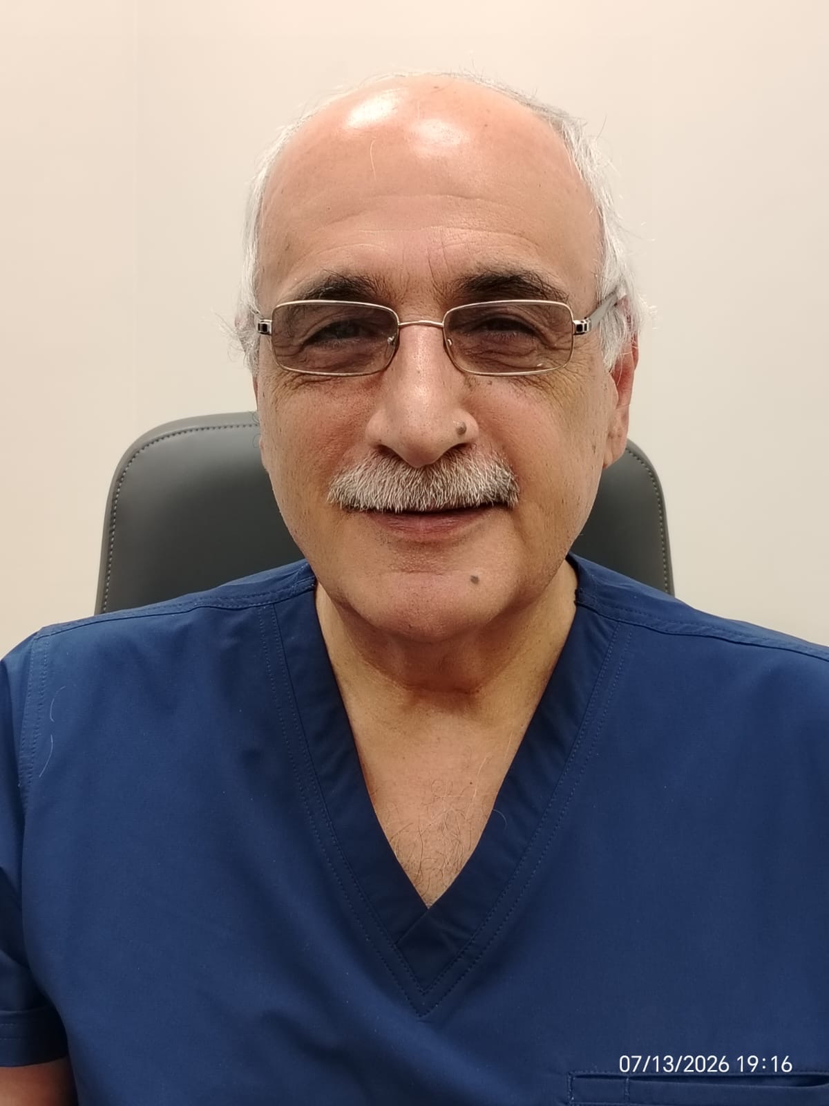 د. أنور عبدين